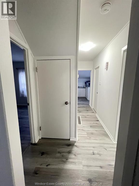 1058 California, Windsor, ON - Indoor Photo Showing Other Room