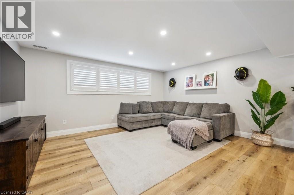 303 Martindale Crescent, Waterloo, ON - Indoor
