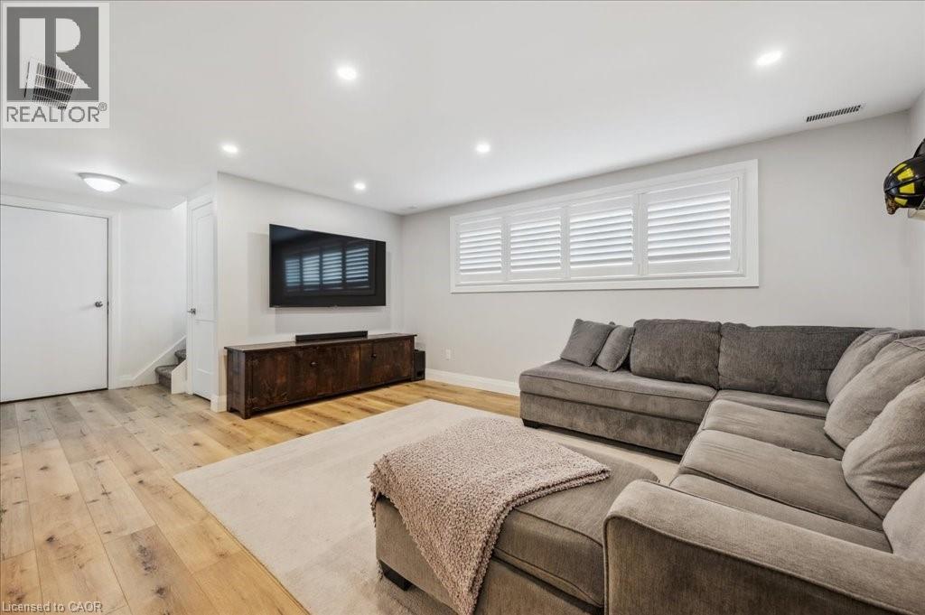 303 Martindale Crescent, Waterloo, ON - Indoor