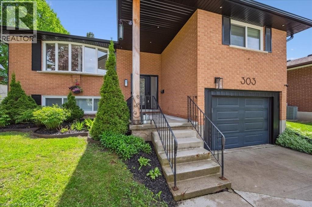 303 Martindale Crescent, Waterloo, ON - Outdoor With Exterior