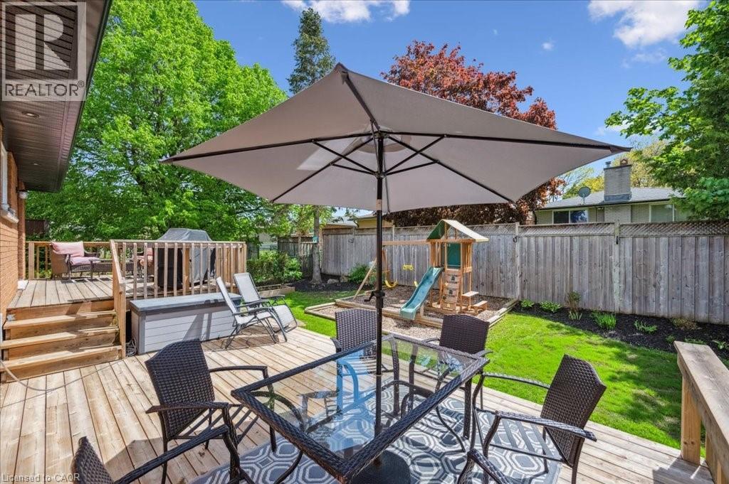 303 Martindale Crescent, Waterloo, ON - Outdoor With Deck Patio Veranda With Exterior