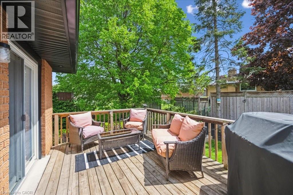 303 Martindale Crescent, Waterloo, ON - Outdoor With Deck Patio Veranda