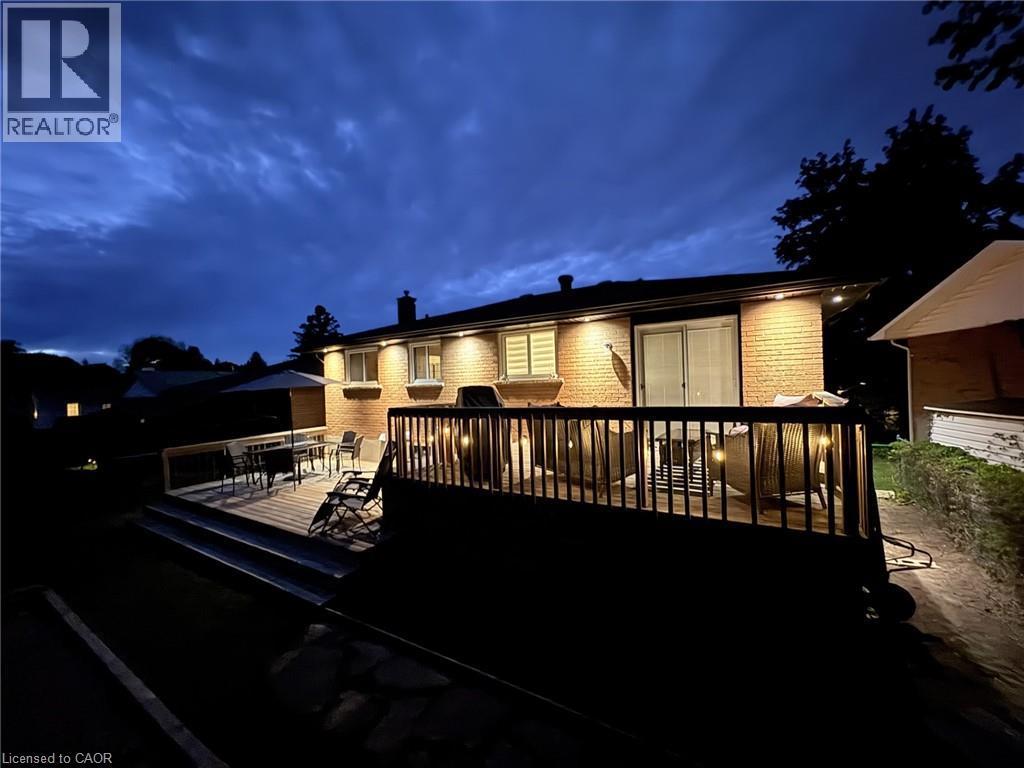 303 Martindale Crescent, Waterloo, ON - Outdoor With Exterior