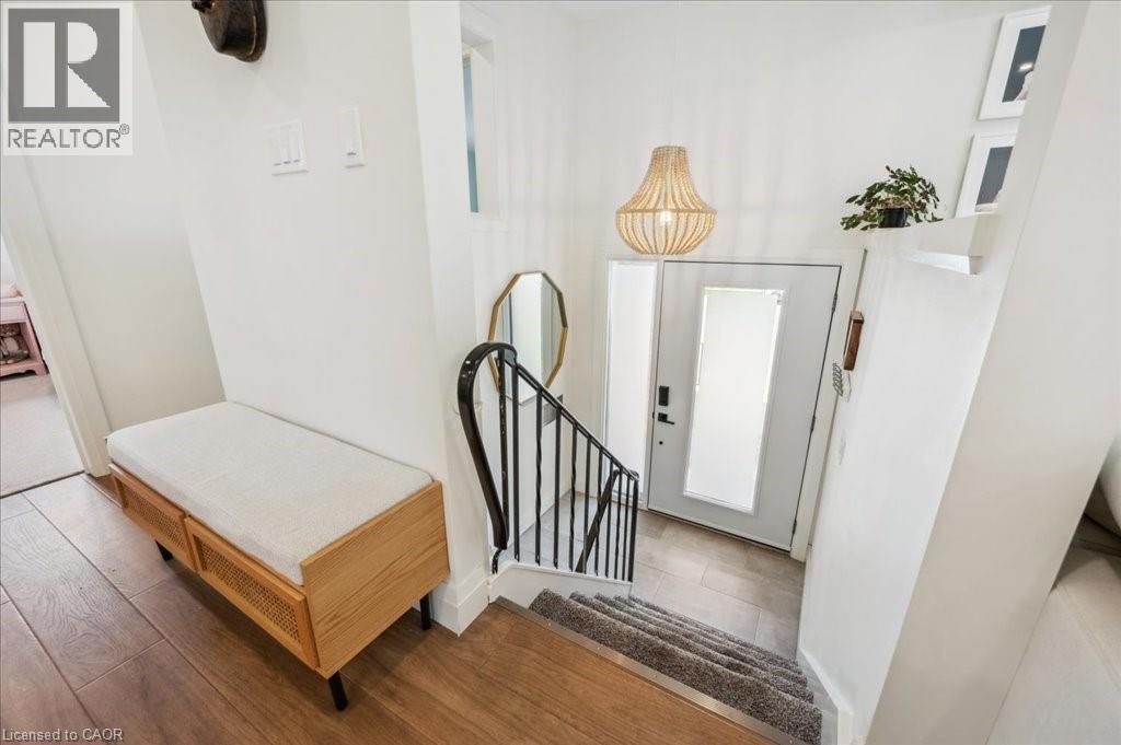 303 Martindale Crescent, Waterloo, ON - Indoor Photo Showing Other Room