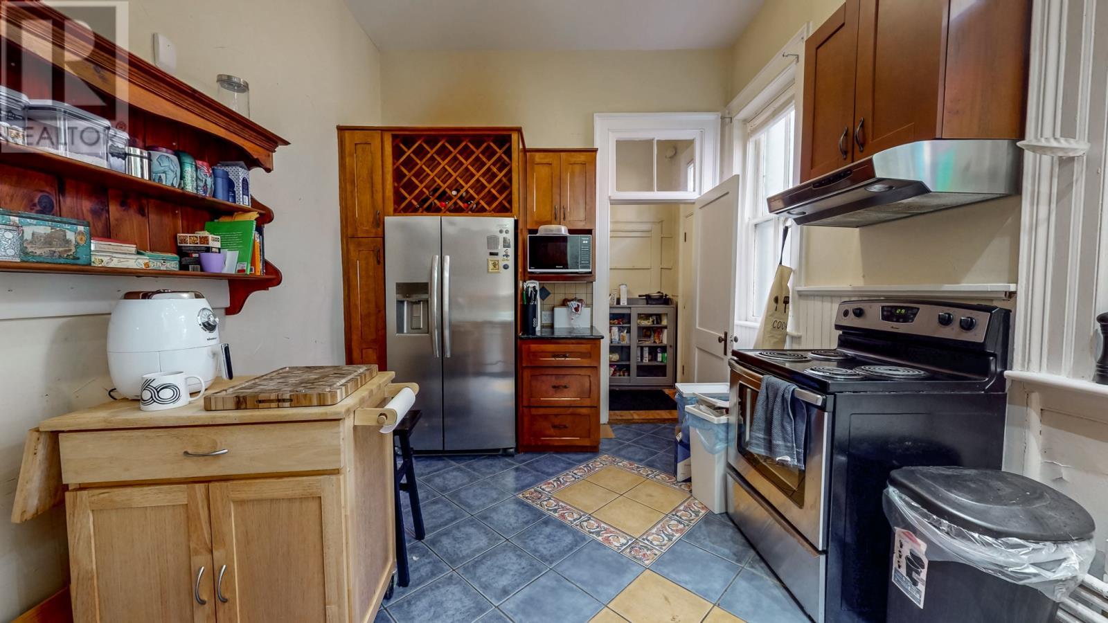 3A Forest Road, St. John'S, NL - Indoor Photo Showing Kitchen