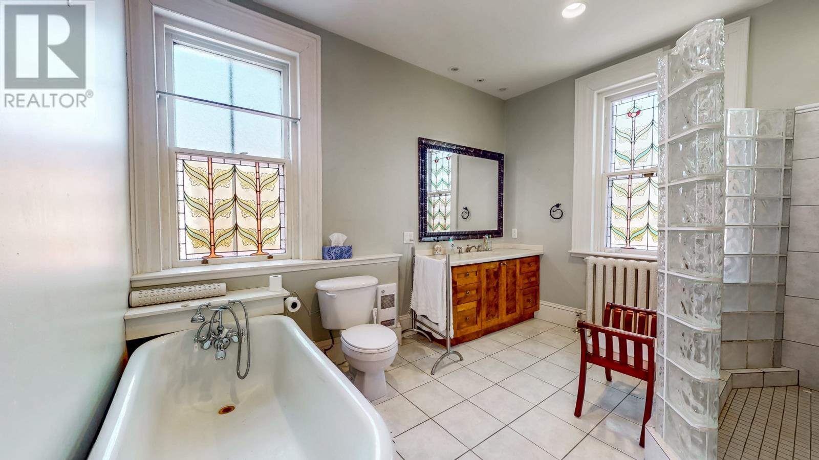 3A Forest Road, St. John'S, NL - Indoor Photo Showing Bathroom