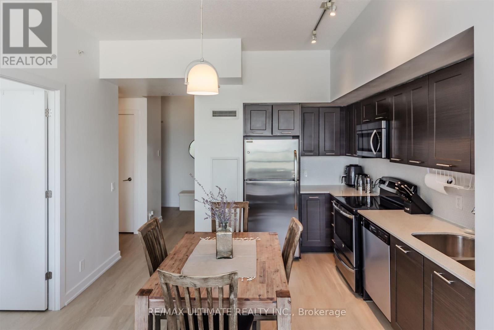 2706 - 2220 Lake Shore Boulevard W, Toronto, ON - Indoor Photo Showing Other Room