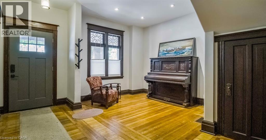 217 Caroline Street S, Hamilton, ON - Indoor Photo Showing Other Room