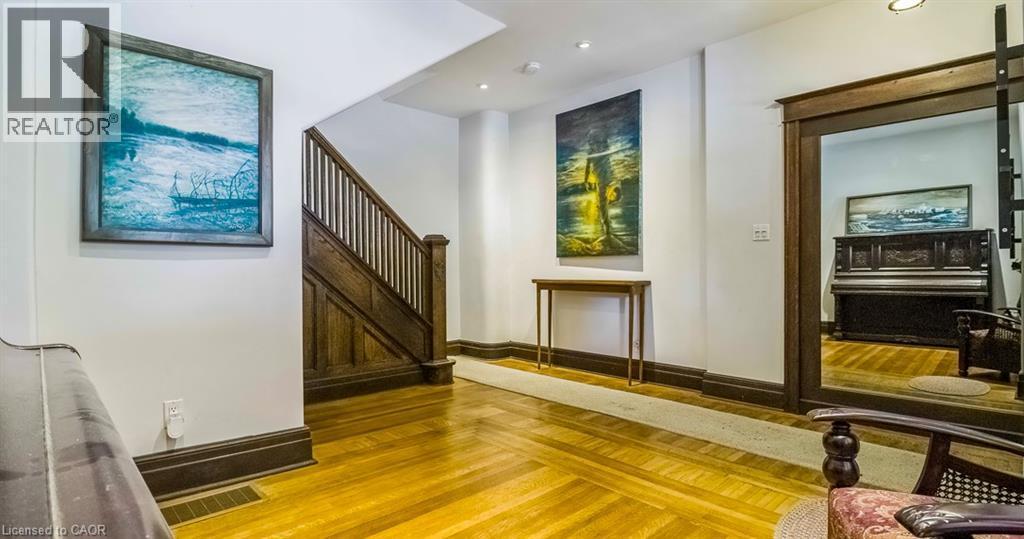 217 Caroline Street S, Hamilton, ON - Indoor Photo Showing Other Room
