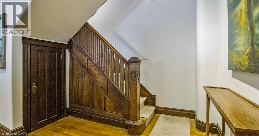 217 Caroline Street S, Hamilton, ON - Indoor Photo Showing Other Room