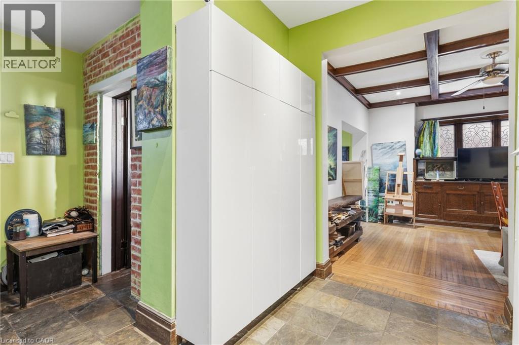 217 Caroline Street S, Hamilton, ON - Indoor Photo Showing Other Room