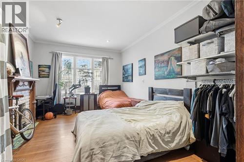 217 Caroline Street S, Hamilton, ON - Indoor Photo Showing Bedroom