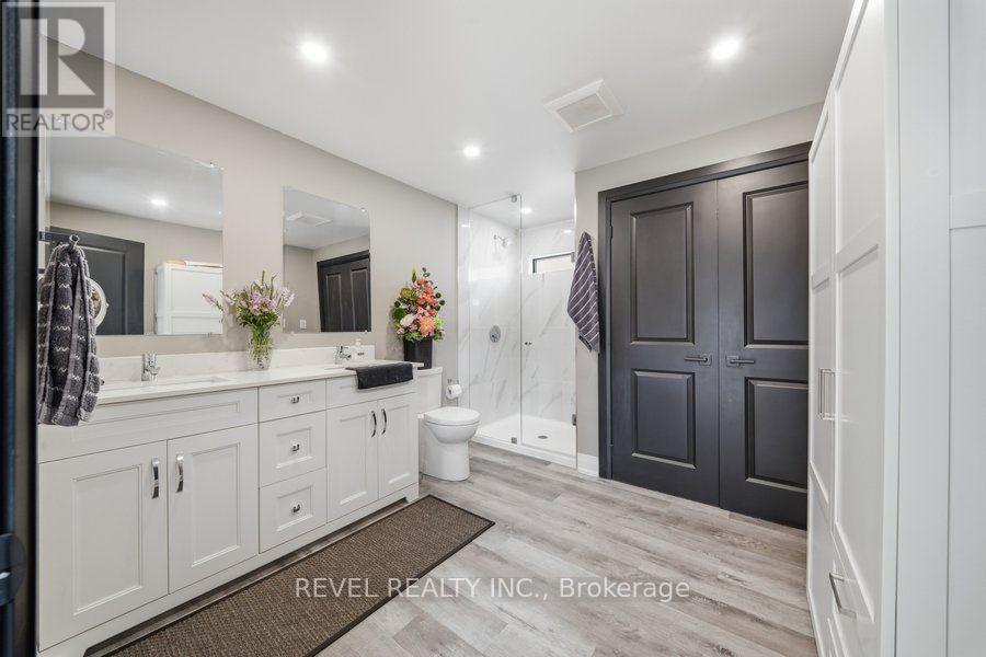 4 - 99 Fourth Concession Road, Brant, ON - Indoor Photo Showing Bathroom