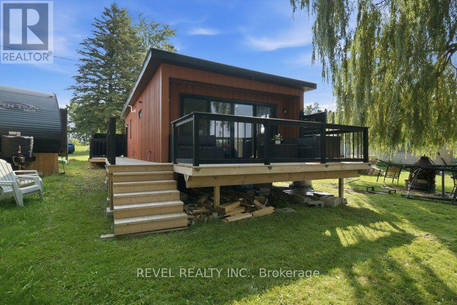 4 - 99 Fourth Concession Road, Brant, ON - Outdoor With Deck Patio Veranda