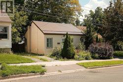 664 PARK STREET N Peterborough (Northcrest Ward 5), ON K9H 4S3