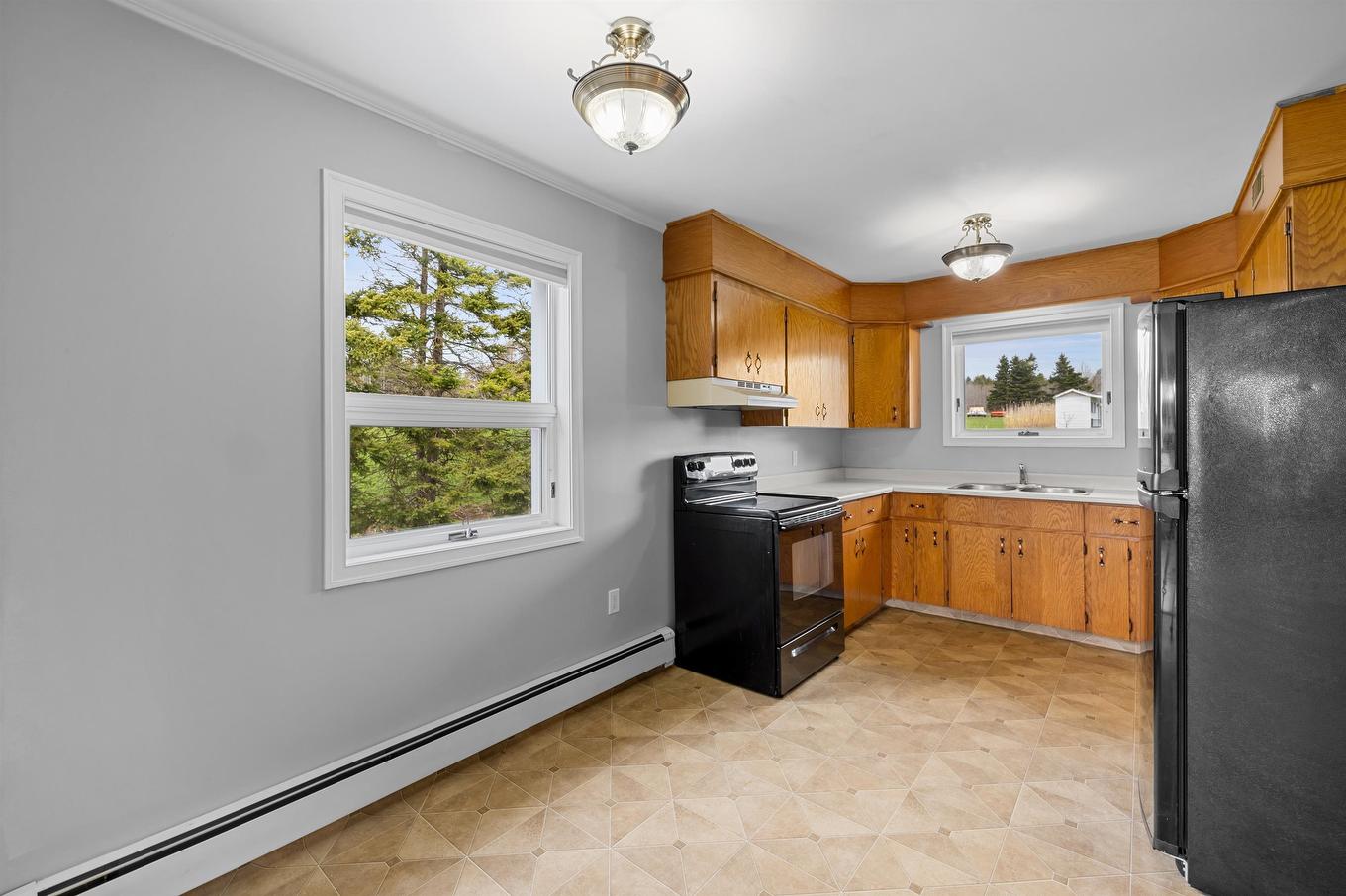 7 Bayview Crescent, Souris West, PE - Indoor Photo Showing Kitchen With Double Sink