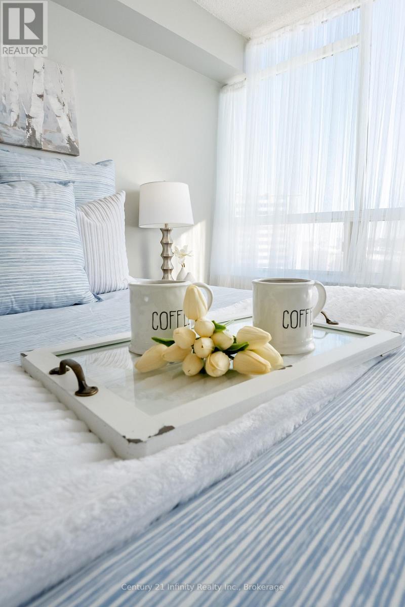 1206 - 5 Greystone Walk Drive, Toronto (Kennedy Park), ON - Indoor Photo Showing Bedroom