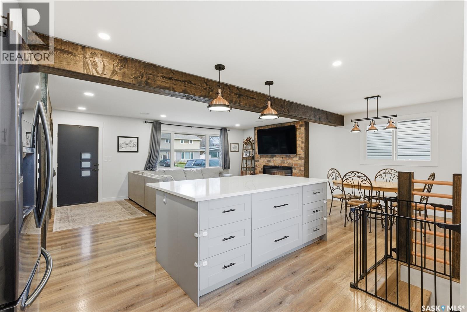 1813 Cameron Avenue, Saskatoon, SK - Indoor Photo Showing Other Room