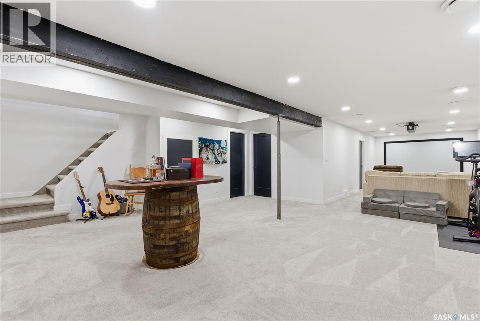 1813 Cameron Avenue, Saskatoon, SK - Indoor