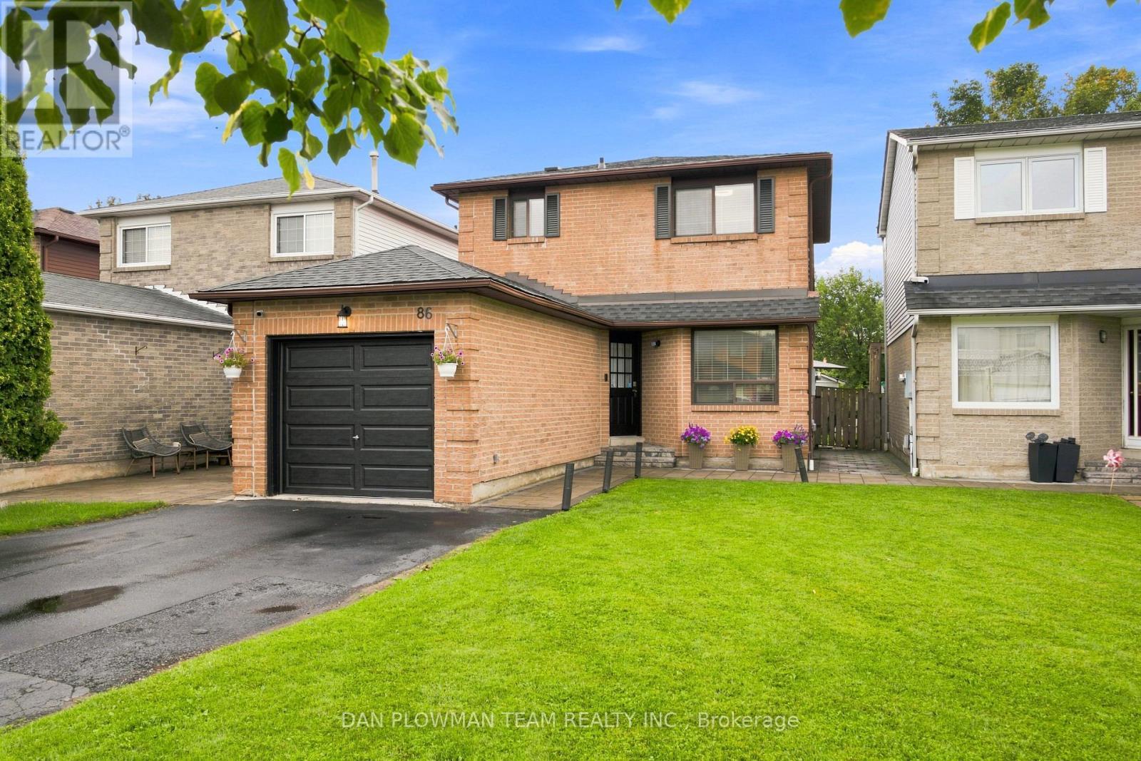 86 Barnes Drive, Ajax, ON - Outdoor