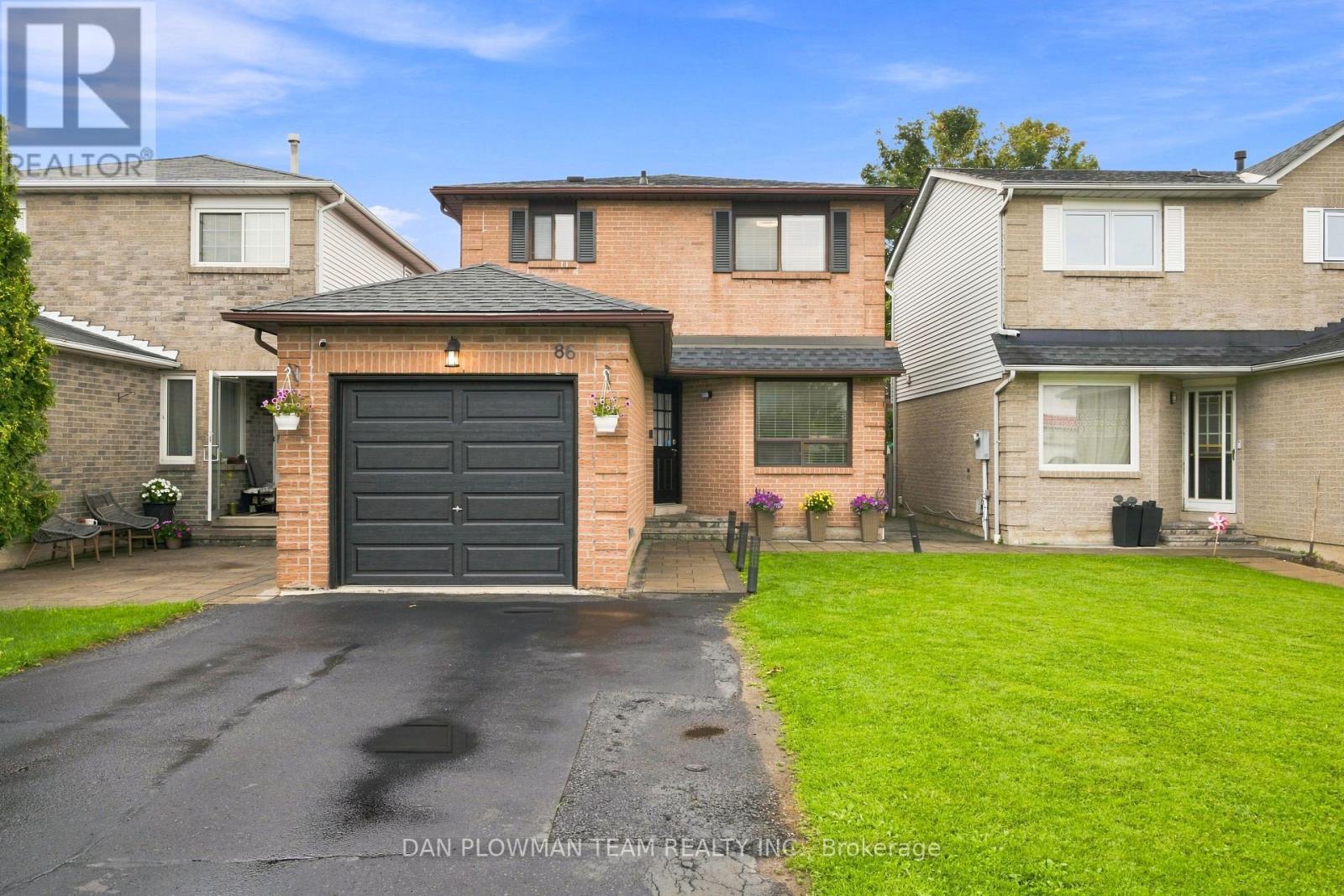 86 Barnes Drive, Ajax, ON - Outdoor With Facade