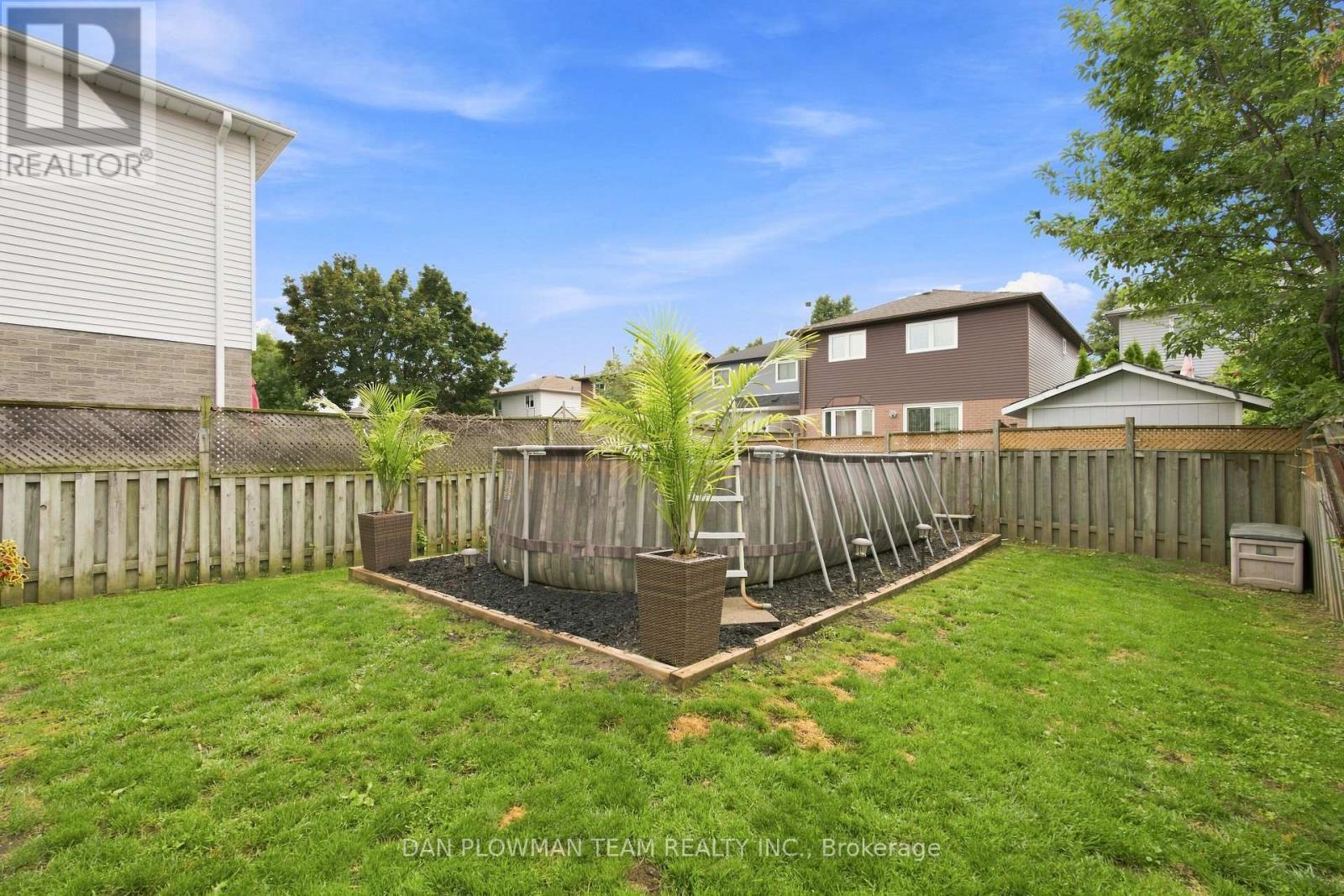 86 Barnes Drive, Ajax, ON - Outdoor With Backyard
