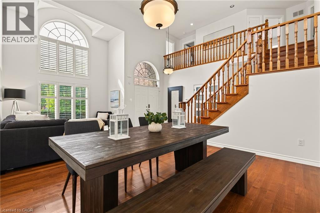 150 Davidson Boulevard, Dundas, ON - Indoor Photo Showing Other Room