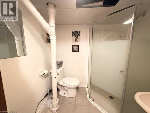 1 Norwood Road, Hamilton, ON - Indoor Photo Showing Bathroom