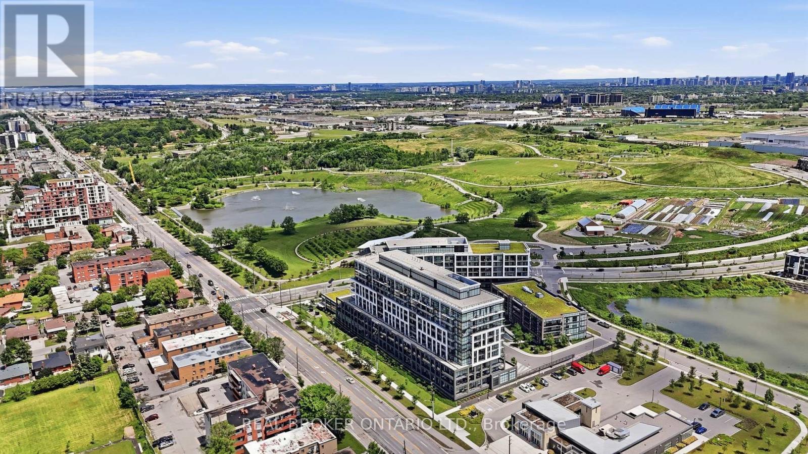 608 - 50 George Butchart Drive, Toronto, ON - Outdoor With View