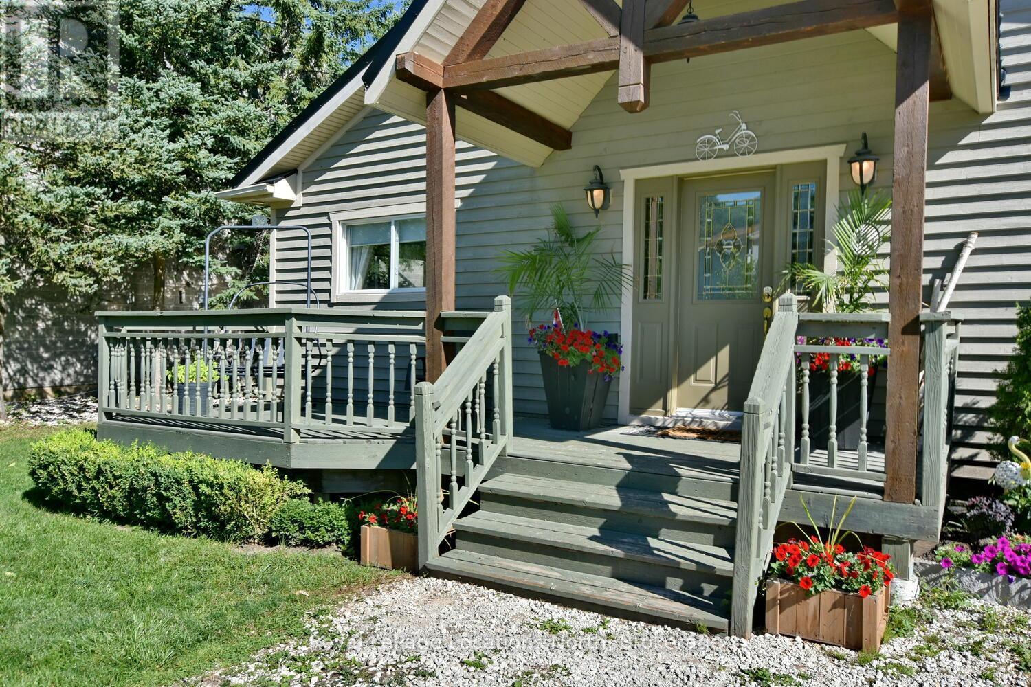 154 Carmichael Crescent, Blue Mountains, ON - Outdoor With Deck Patio Veranda
