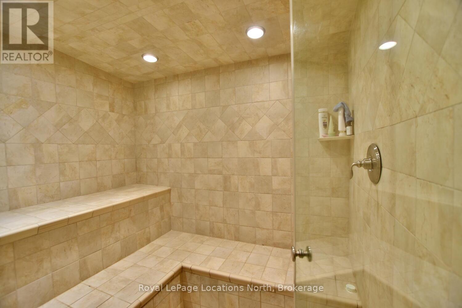154 Carmichael Crescent, Blue Mountains, ON - Indoor Photo Showing Bathroom