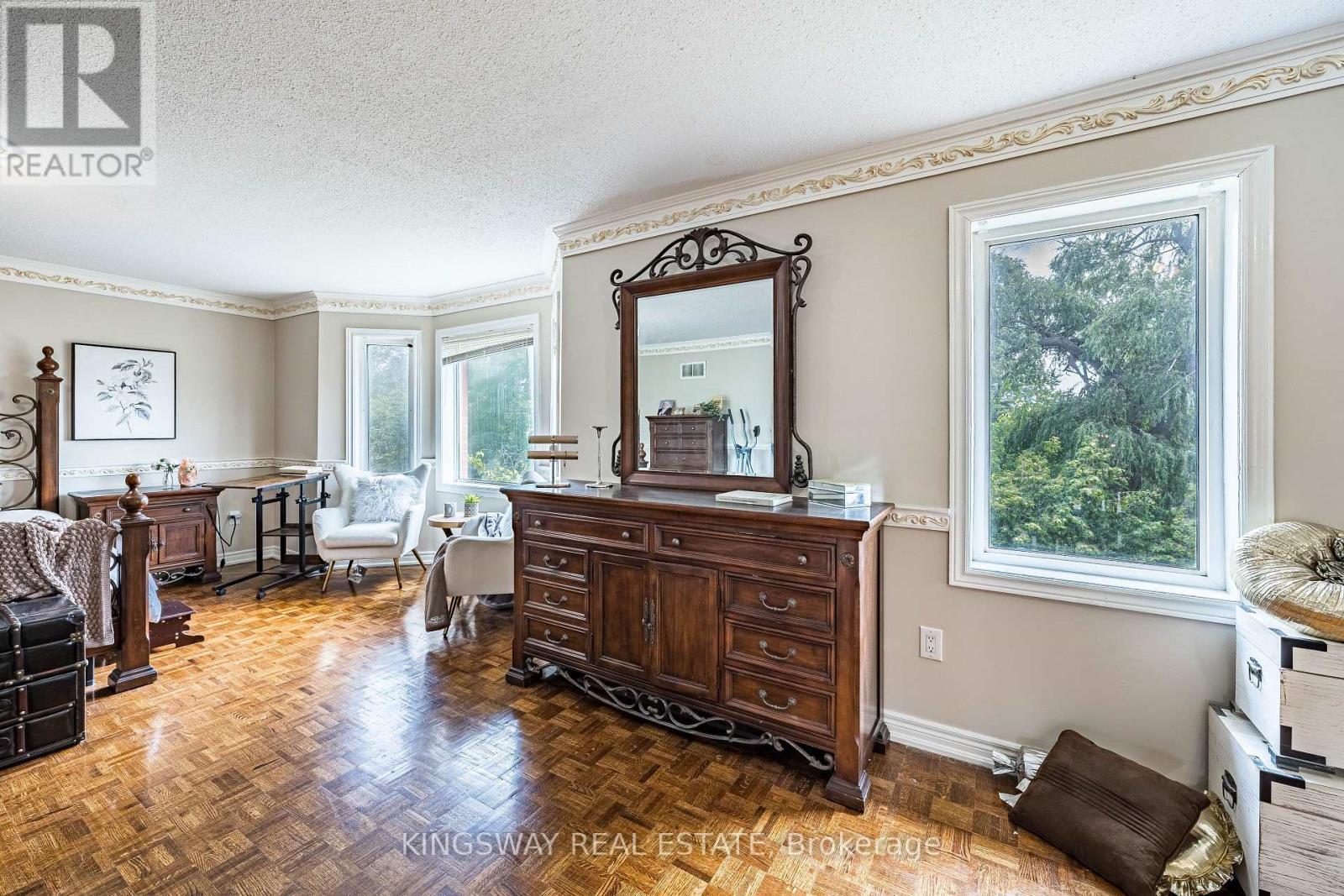 5969 Rayshaw Crescent E, Mississauga, ON - Indoor