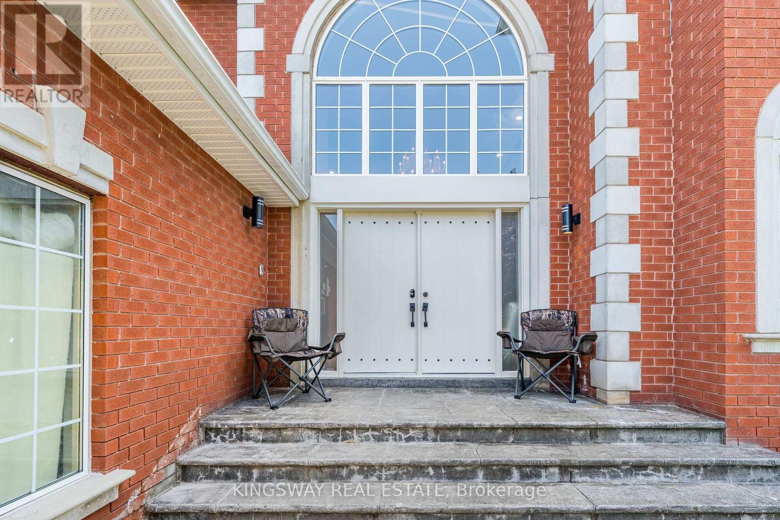 5969 Rayshaw Crescent E, Mississauga, ON - Outdoor With Exterior