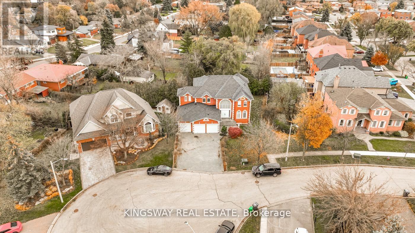 5969 Rayshaw Crescent E, Mississauga, ON - Outdoor