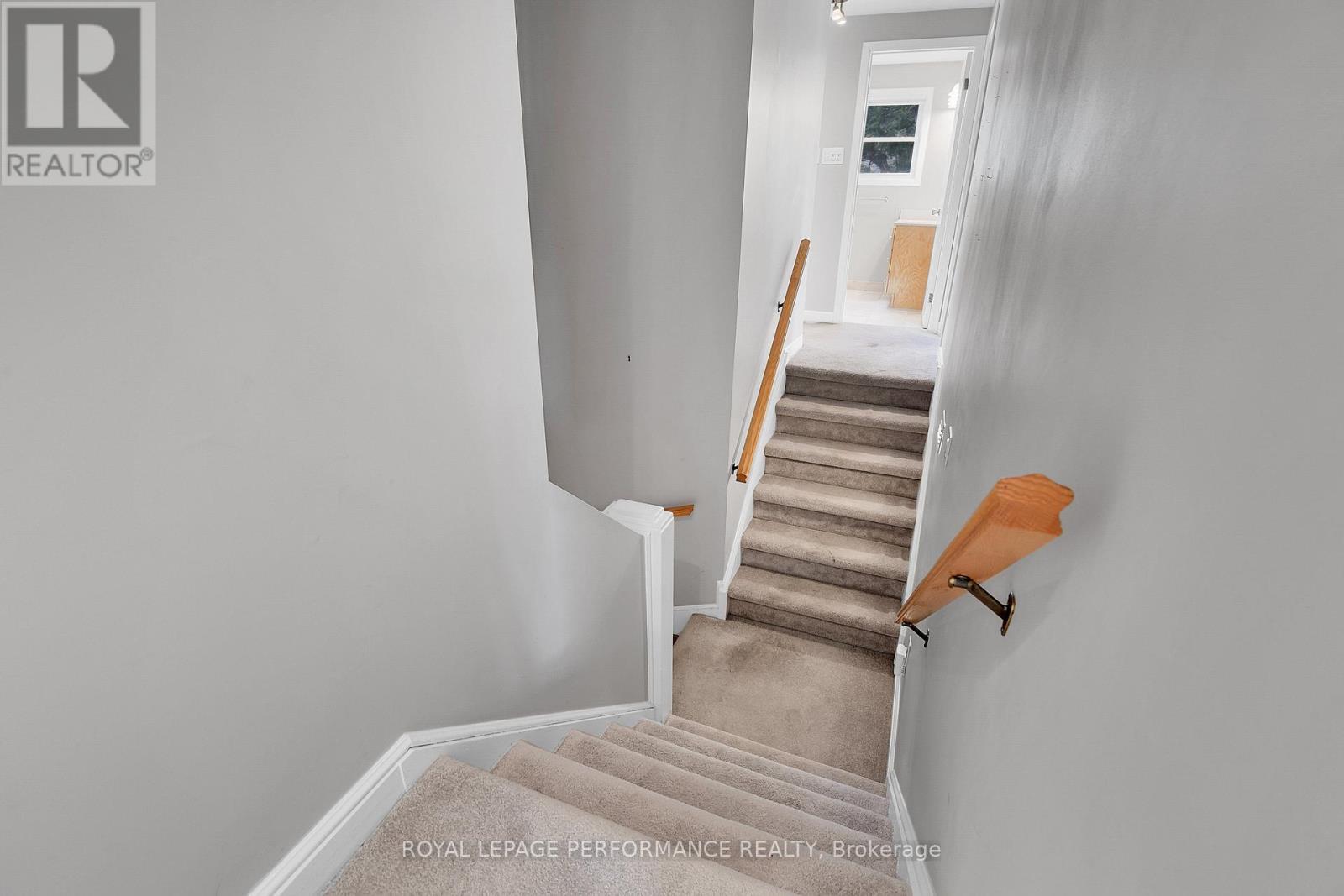 166 Winther Avenue, Ottawa, ON - Indoor Photo Showing Other Room