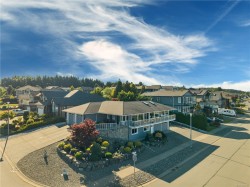 2962 Pacific View Terr Campbell River, BC V9H 1V4