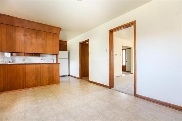 174 Wordsworth Way, Winnipeg, MB - Indoor Photo Showing Kitchen