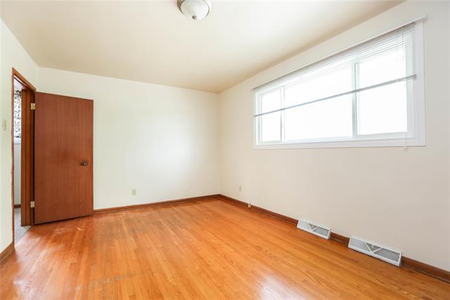 174 Wordsworth Way, Winnipeg, MB - Indoor Photo Showing Other Room