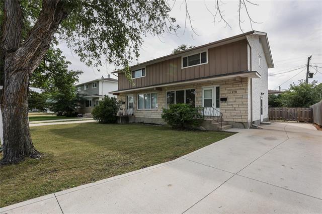 174 Wordsworth Way, Winnipeg, MB - Outdoor With Facade