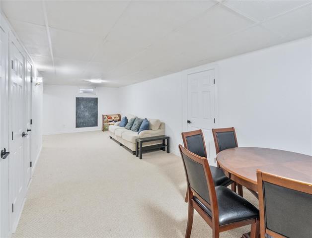 604 Beaverhill Blvd, Winnipeg, MB - Indoor