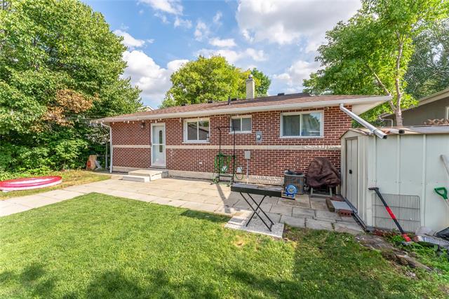 604 Beaverhill Blvd, Winnipeg, MB - Outdoor