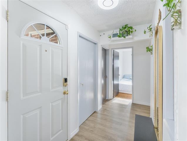 604 Beaverhill Blvd, Winnipeg, MB - Indoor Photo Showing Other Room