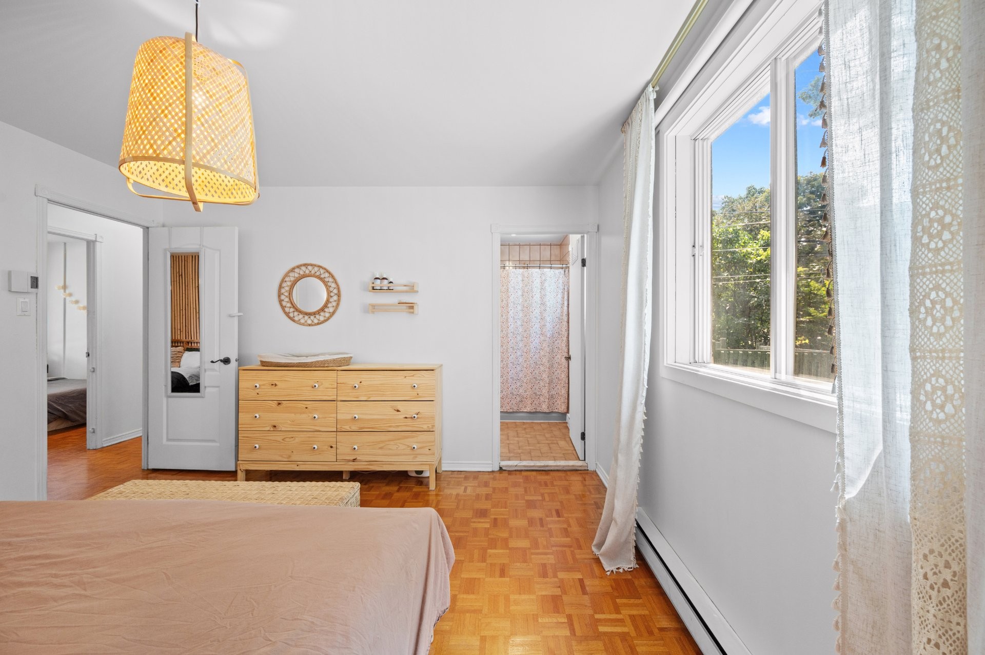 Master Bedroom - 373 Rue Goguet, Montréal (Rivière-Des-Prairies/Pointe-Aux-Trembles), QC - Indoor Photo Showing Bedroom