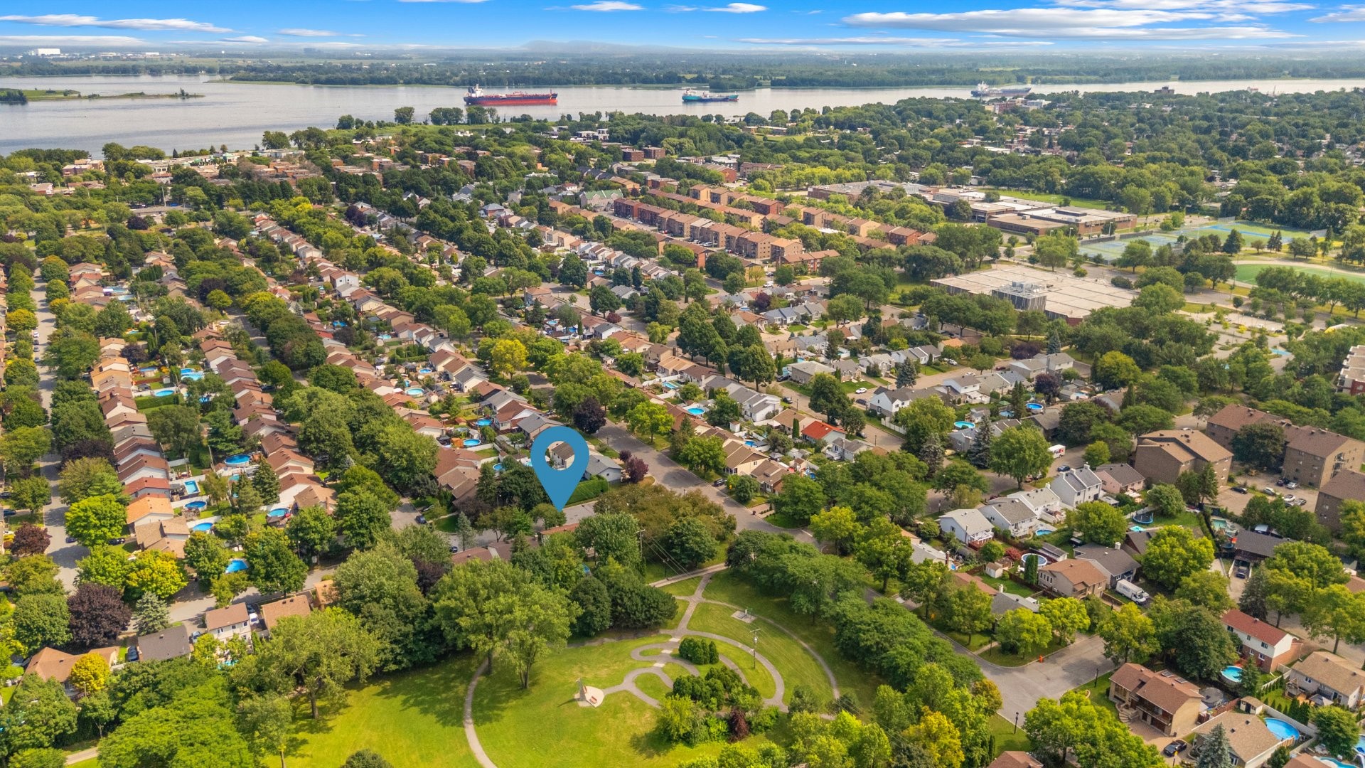 Overall view - 373 Rue Goguet, Montréal (Rivière-Des-Prairies/Pointe-Aux-Trembles), QC - Outdoor With View