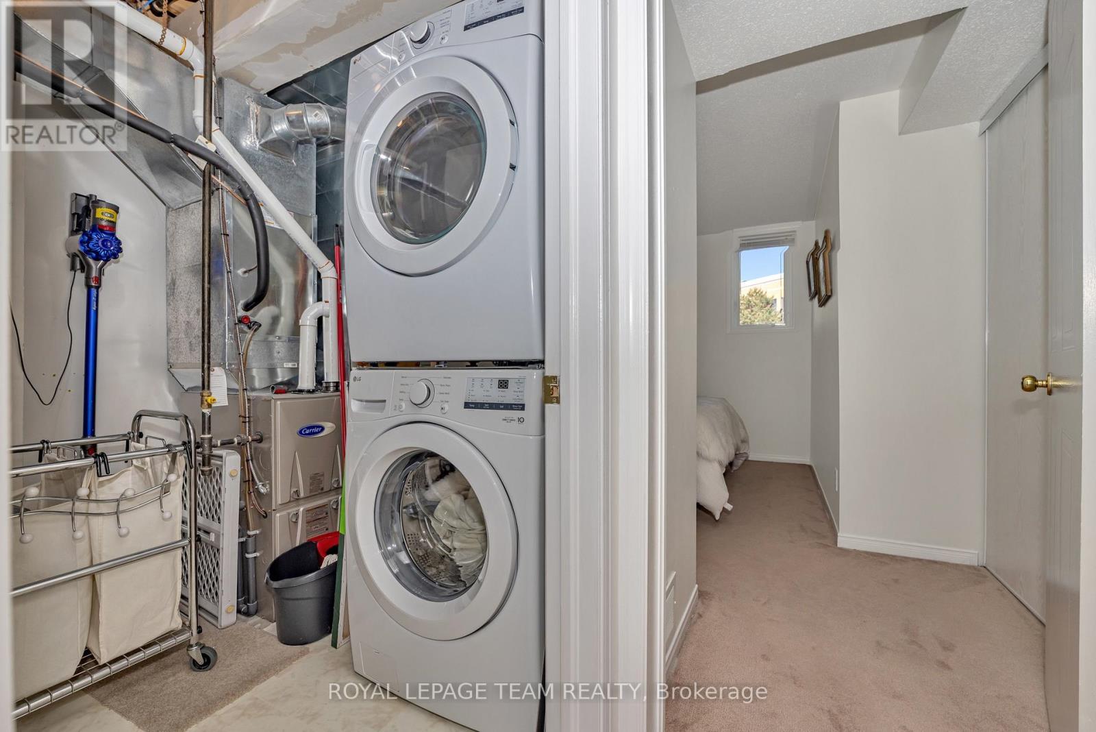 85 Cresthaven Drive, Ottawa, ON - Indoor Photo Showing Laundry Room