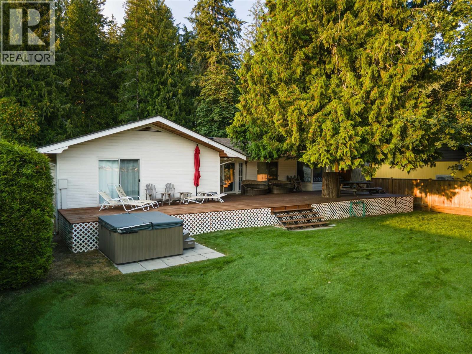 413 97A Highway, Sicamous, BC - Outdoor With Deck Patio Veranda