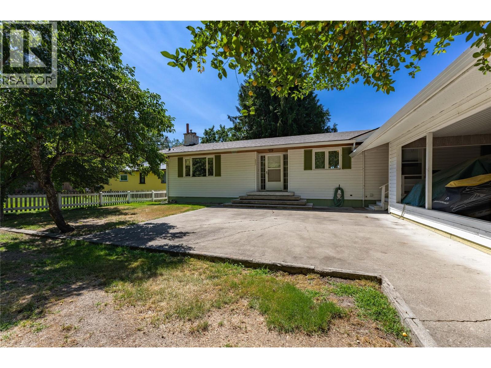 413 97A Highway, Sicamous, BC - Outdoor