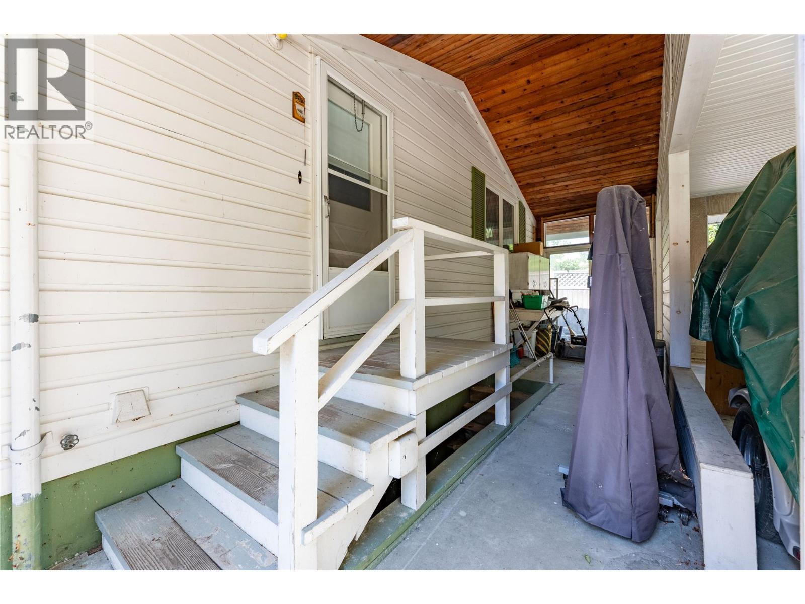 413 97A Highway, Sicamous, BC - Outdoor With Exterior