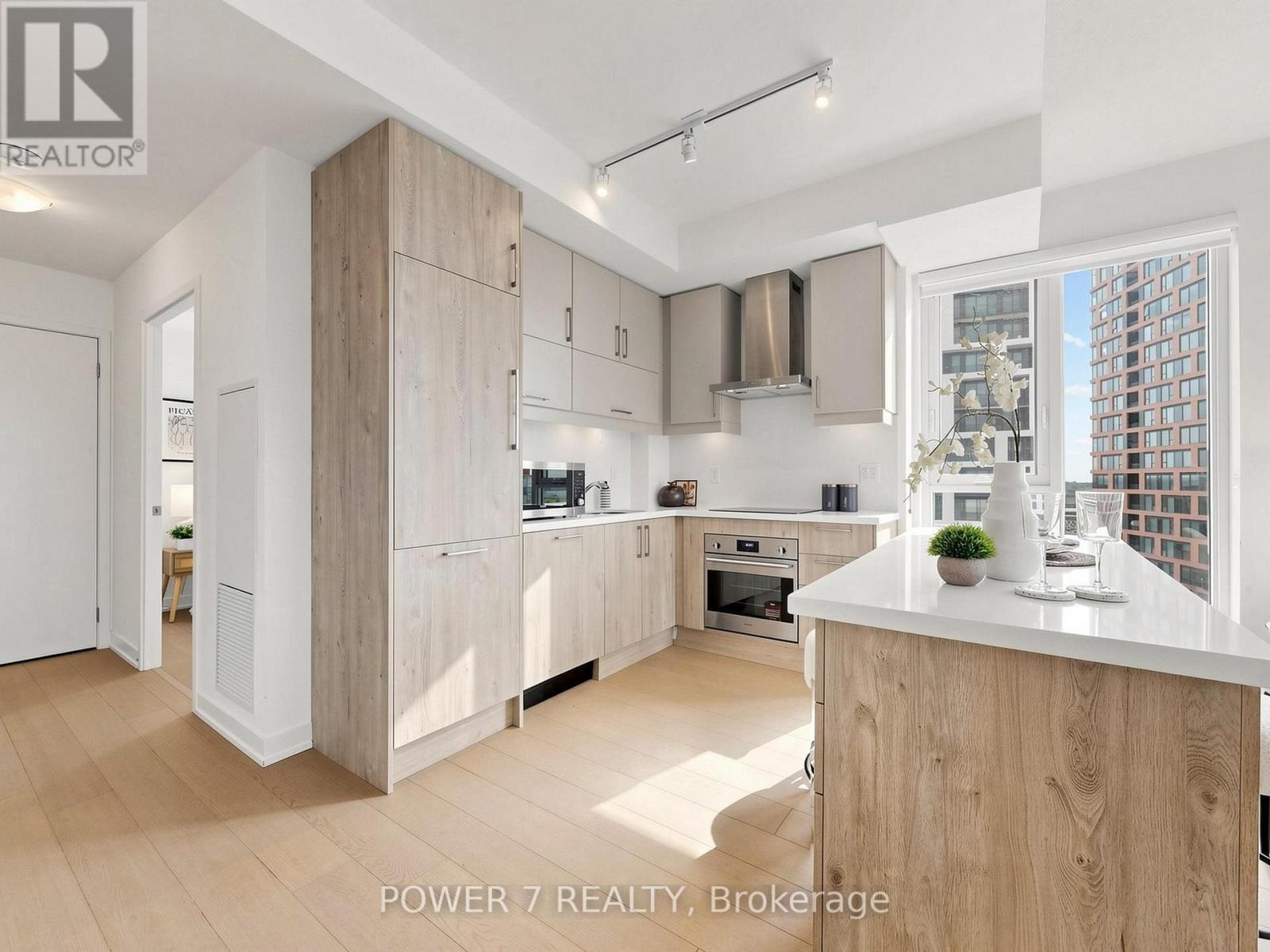 1612 - 292 Verdale Crossing, Markham, ON - Indoor Photo Showing Kitchen
