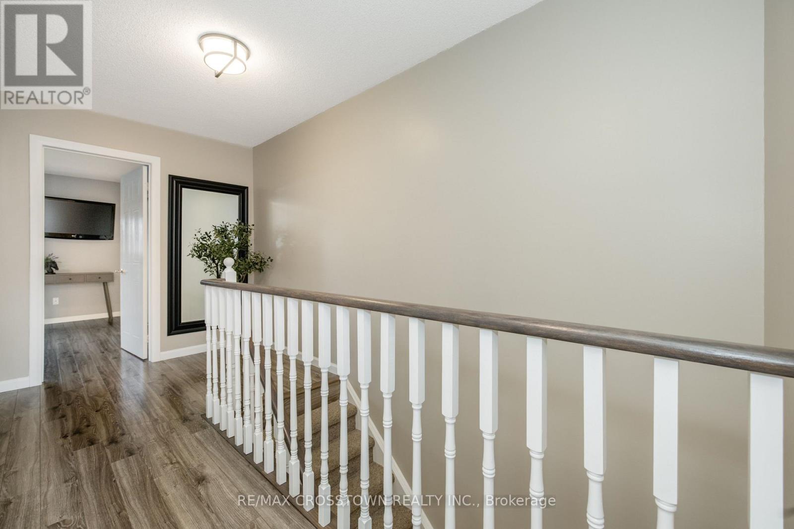 92 Cunningham Drive, Barrie, ON - Indoor Photo Showing Other Room